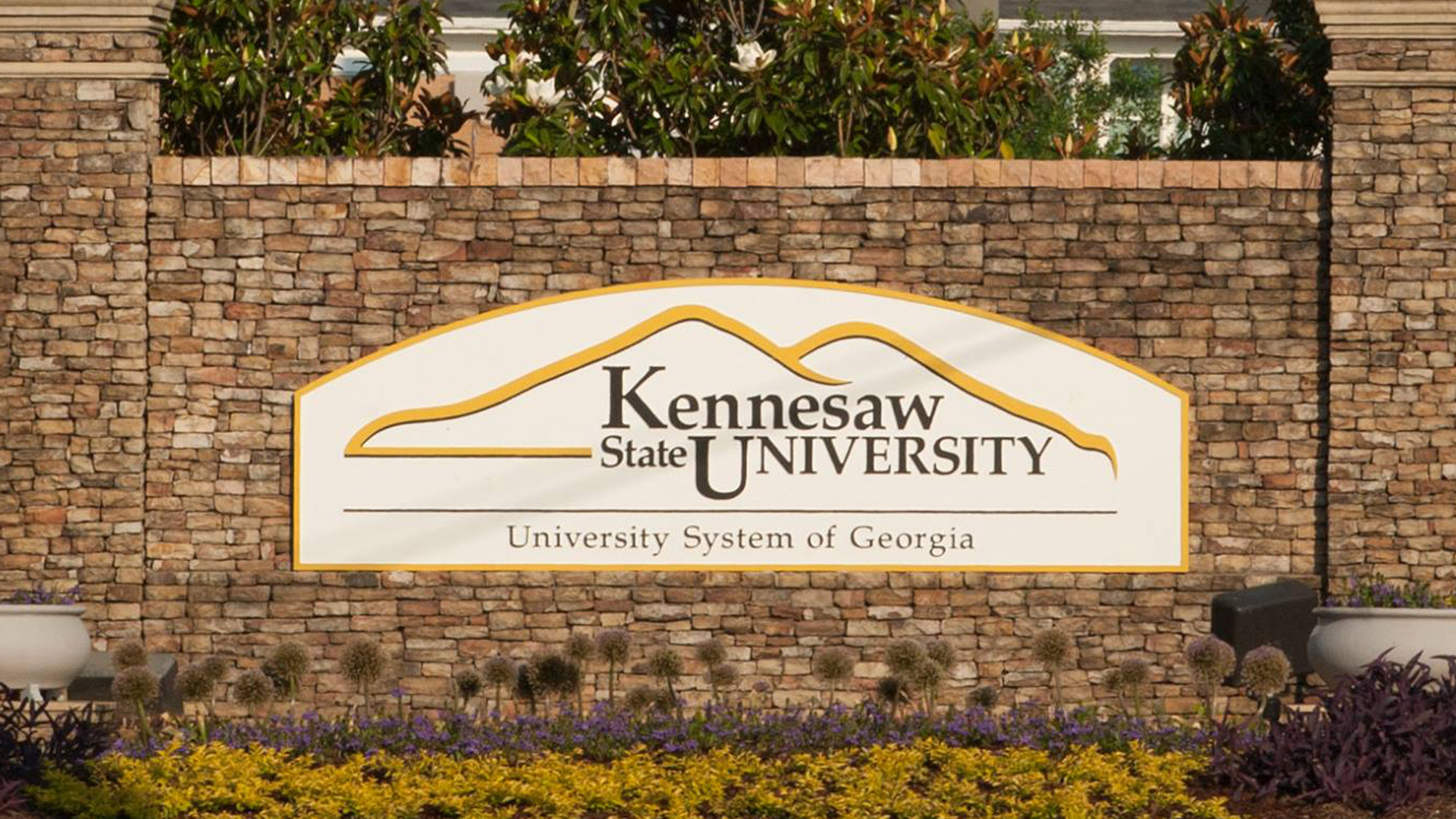 KSU buying old Kennesaw BrandSmart building