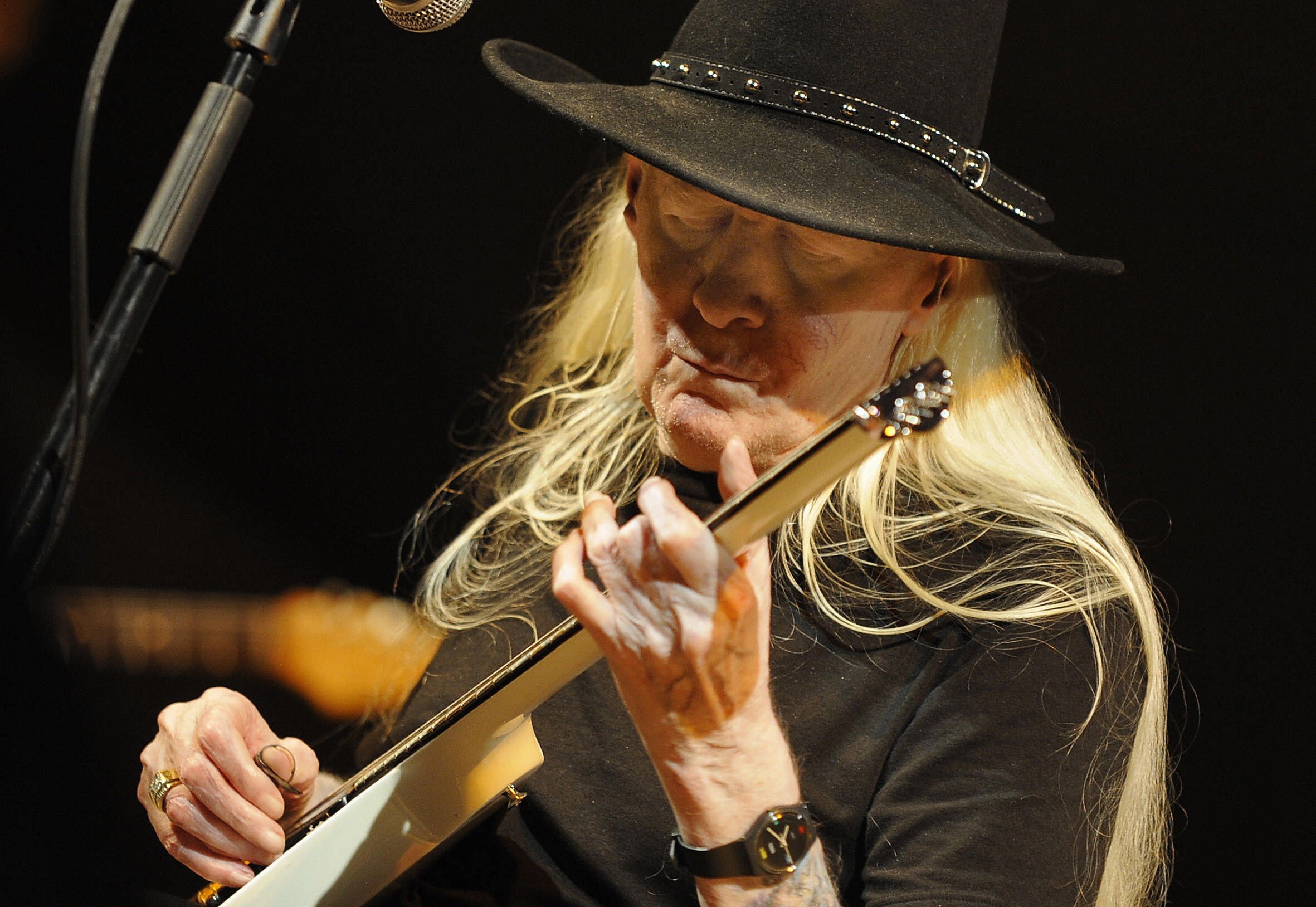 Blues legend Johnny Winter dies in Switzerland