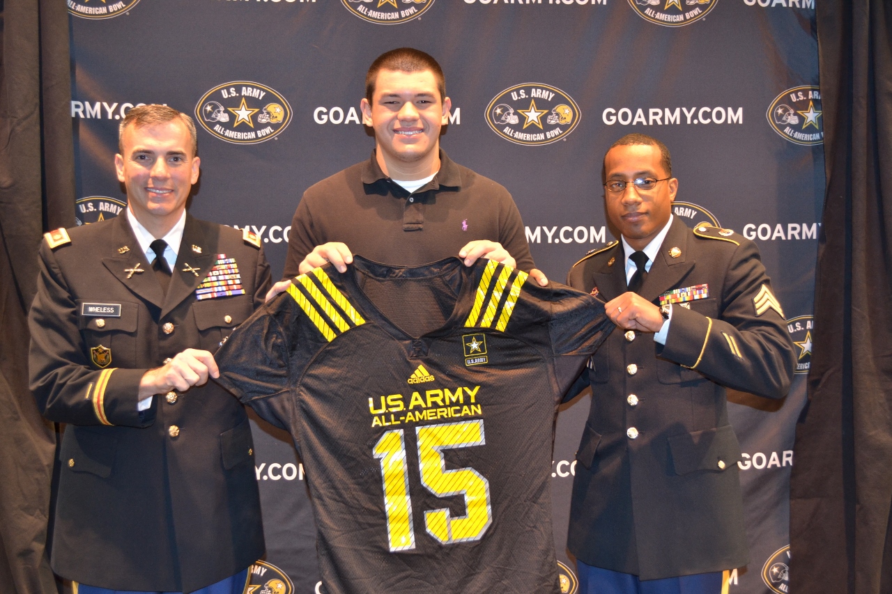 See the uniforms for the U.S. Army All-American Bowl teams