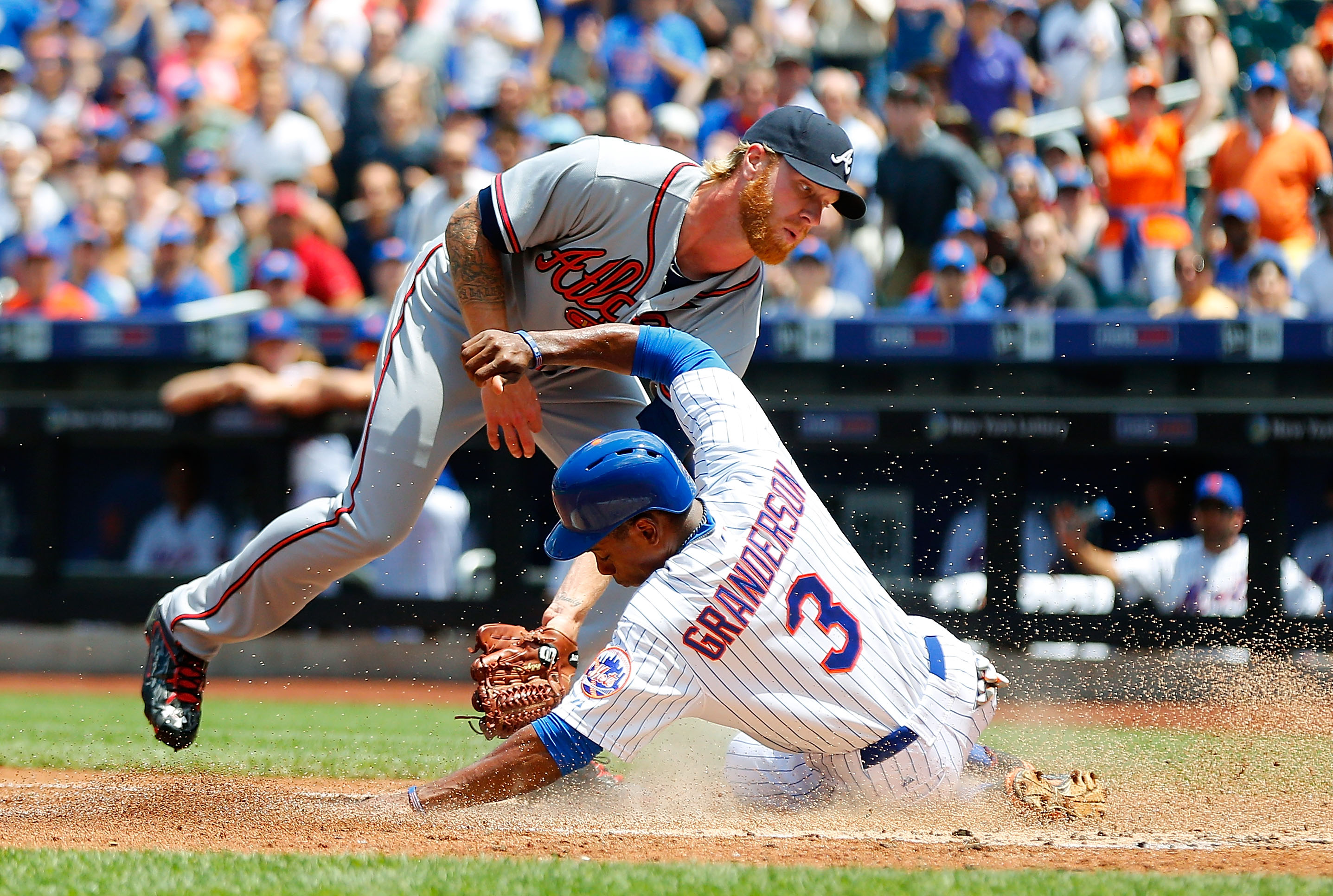 Braves rally on d'Arnaud's three-run double, beat Mets