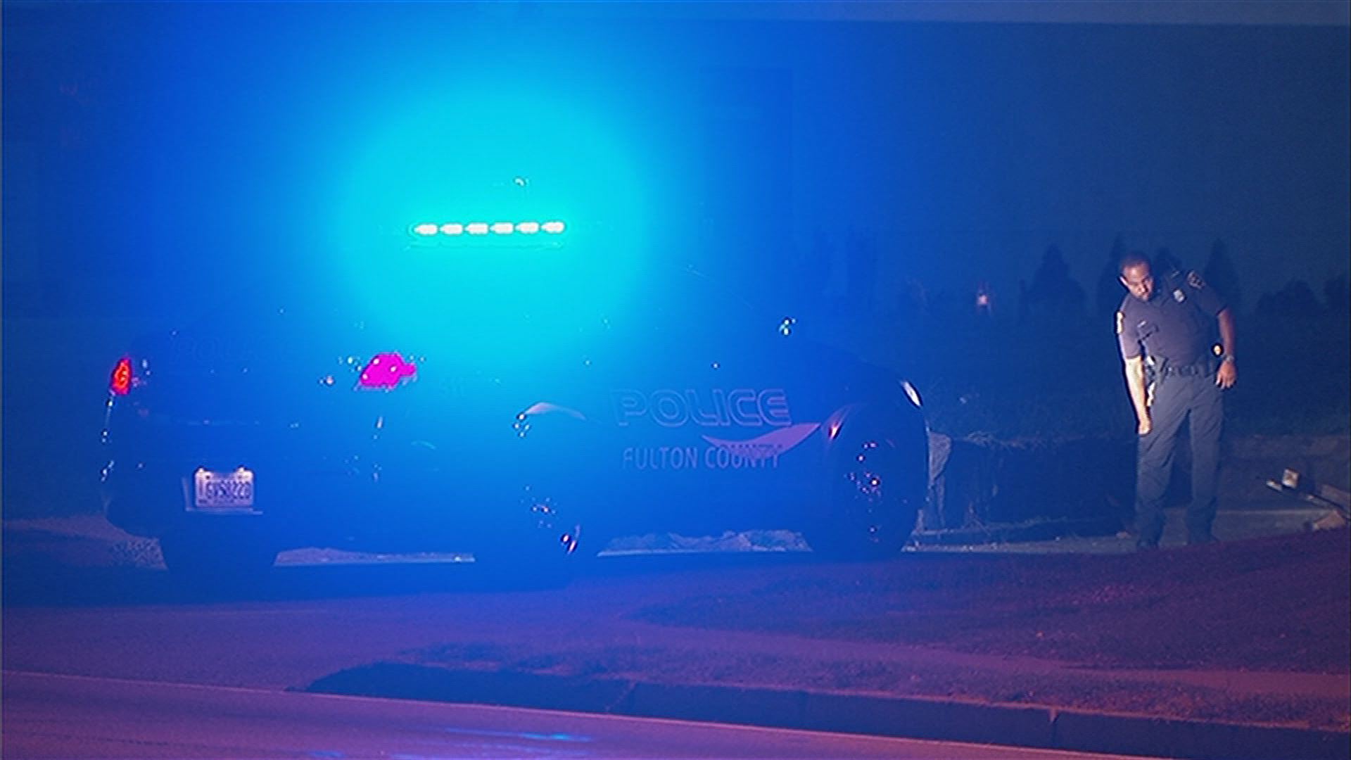 2 people shot at Fulton County car wash