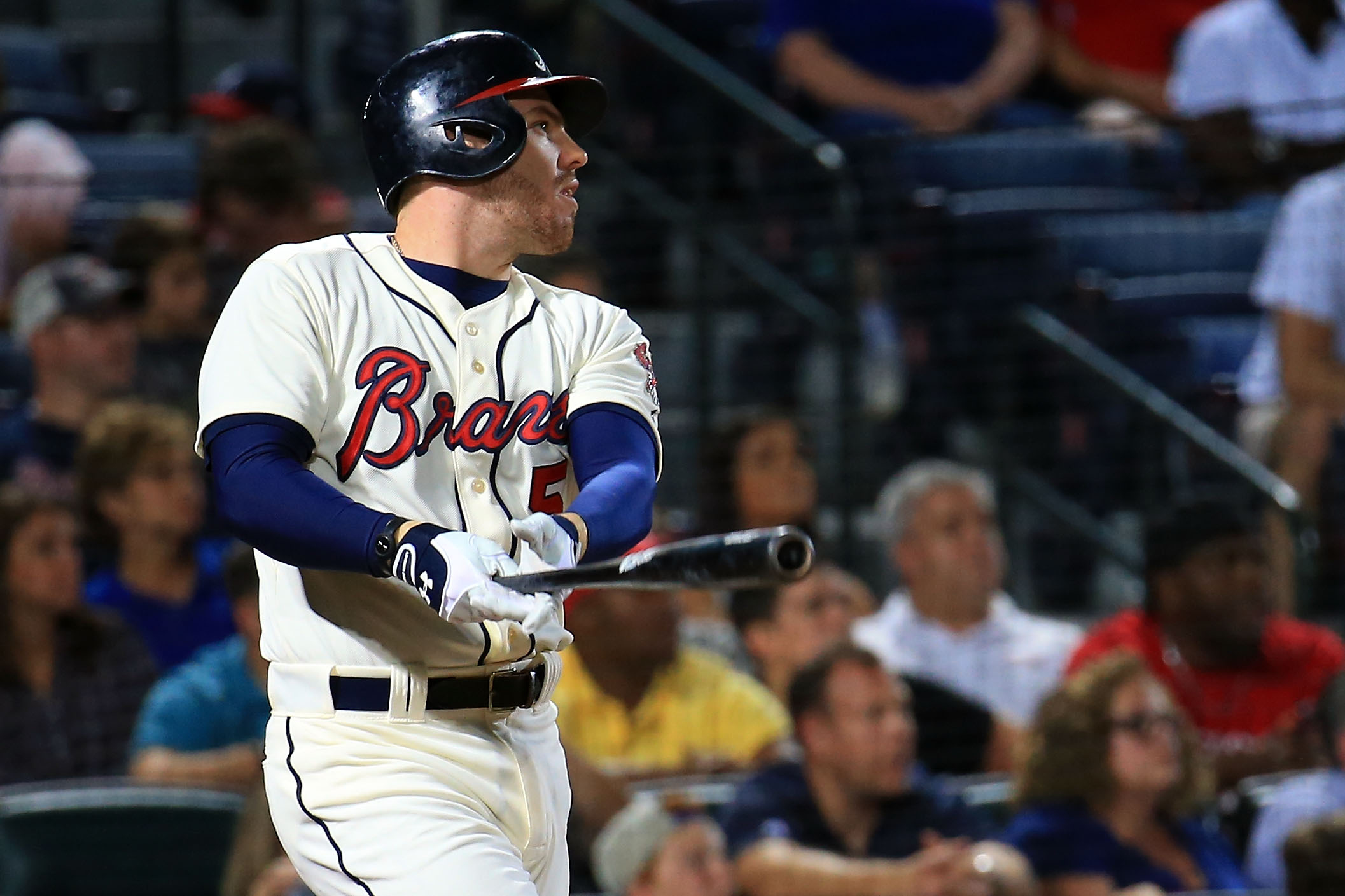 Freeman's 2-run Double Pushes Braves Past Phillies 2-1 | 11alive.com