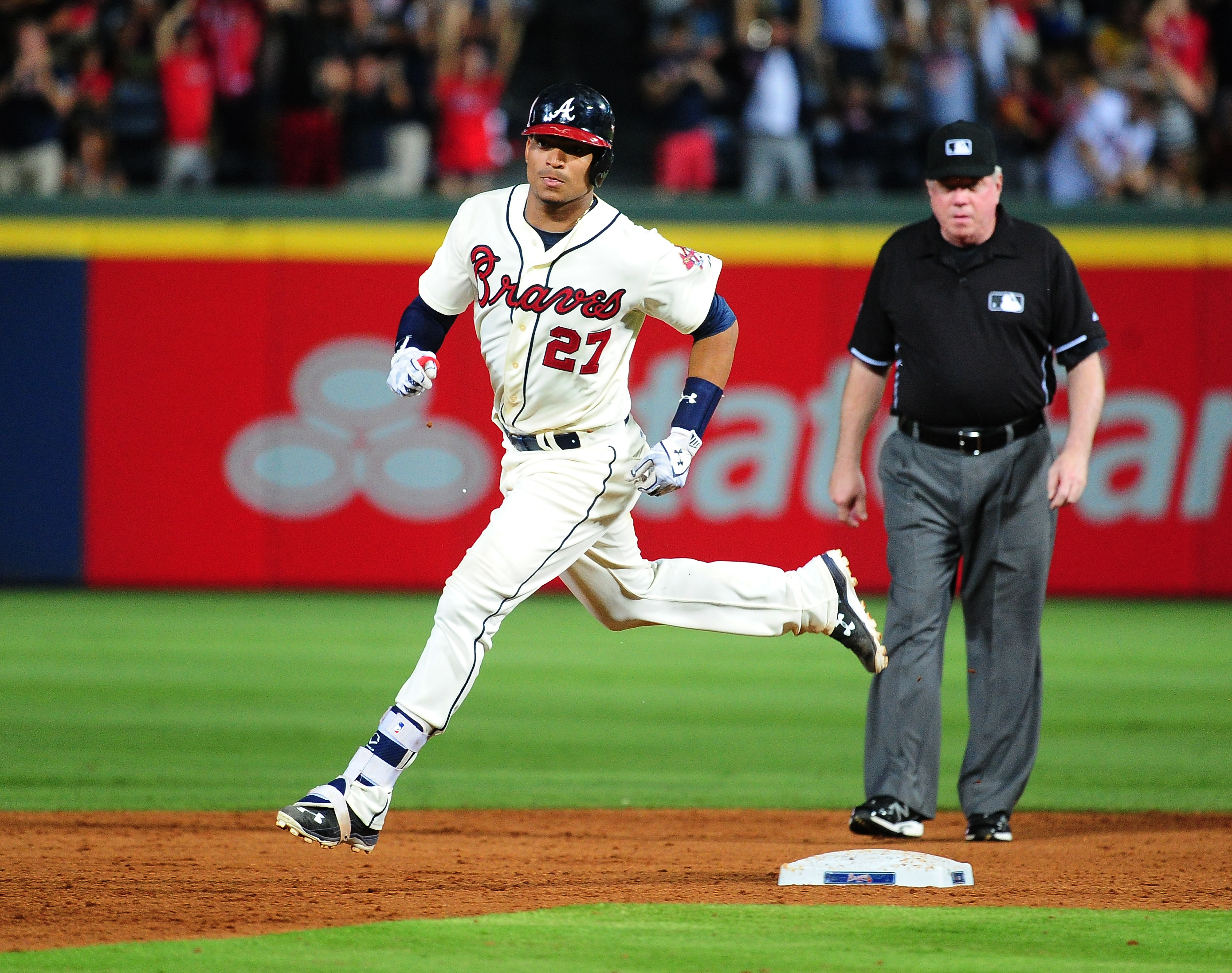 Catcher Christian Bethancourt makes the Padres roster as a pitcher