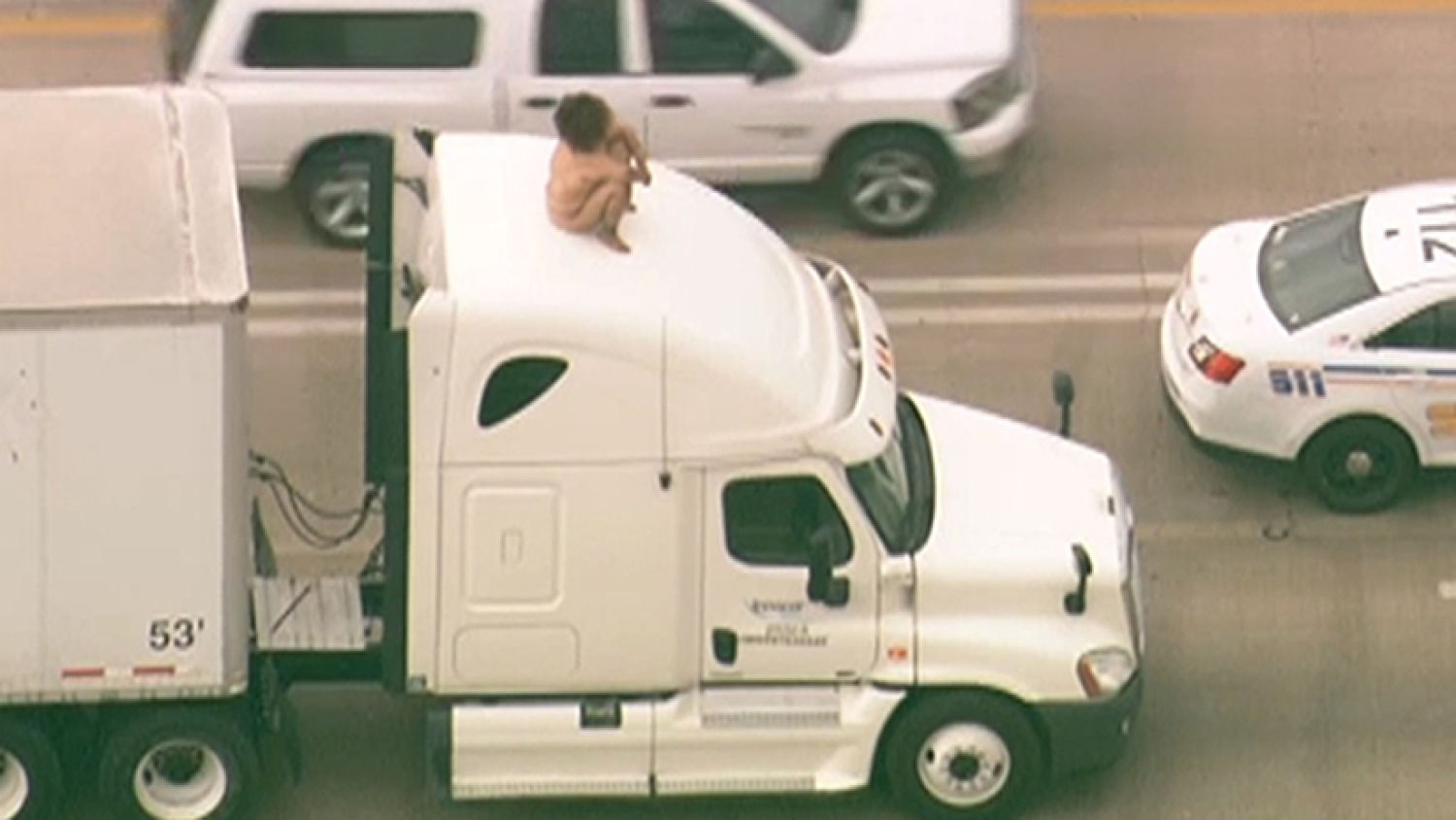 Naked lady on top of truck stops traffic on Houston highway | 11alive.com