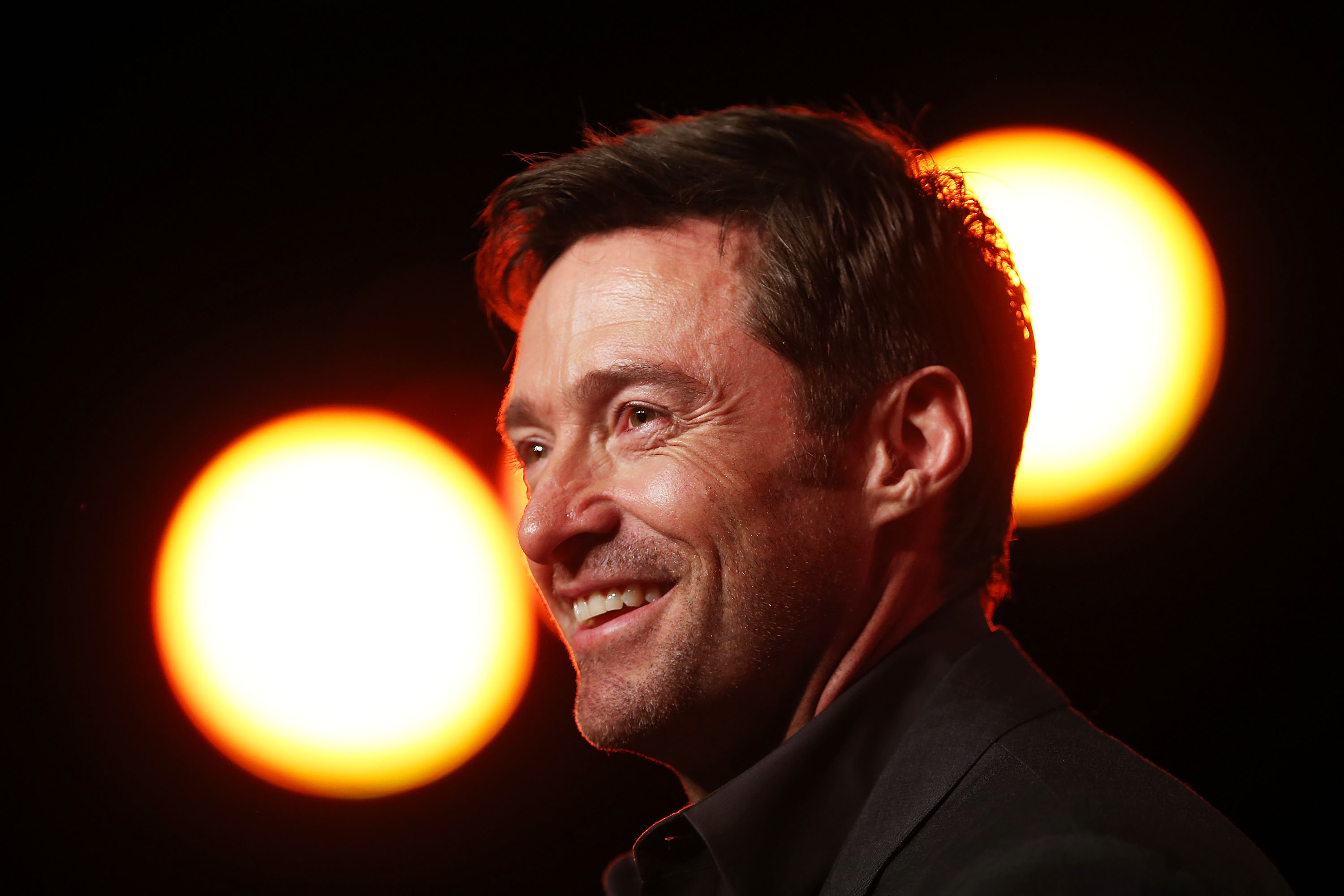 Actor Hugh Jackman turns real life hero rescues Sydney swimmers