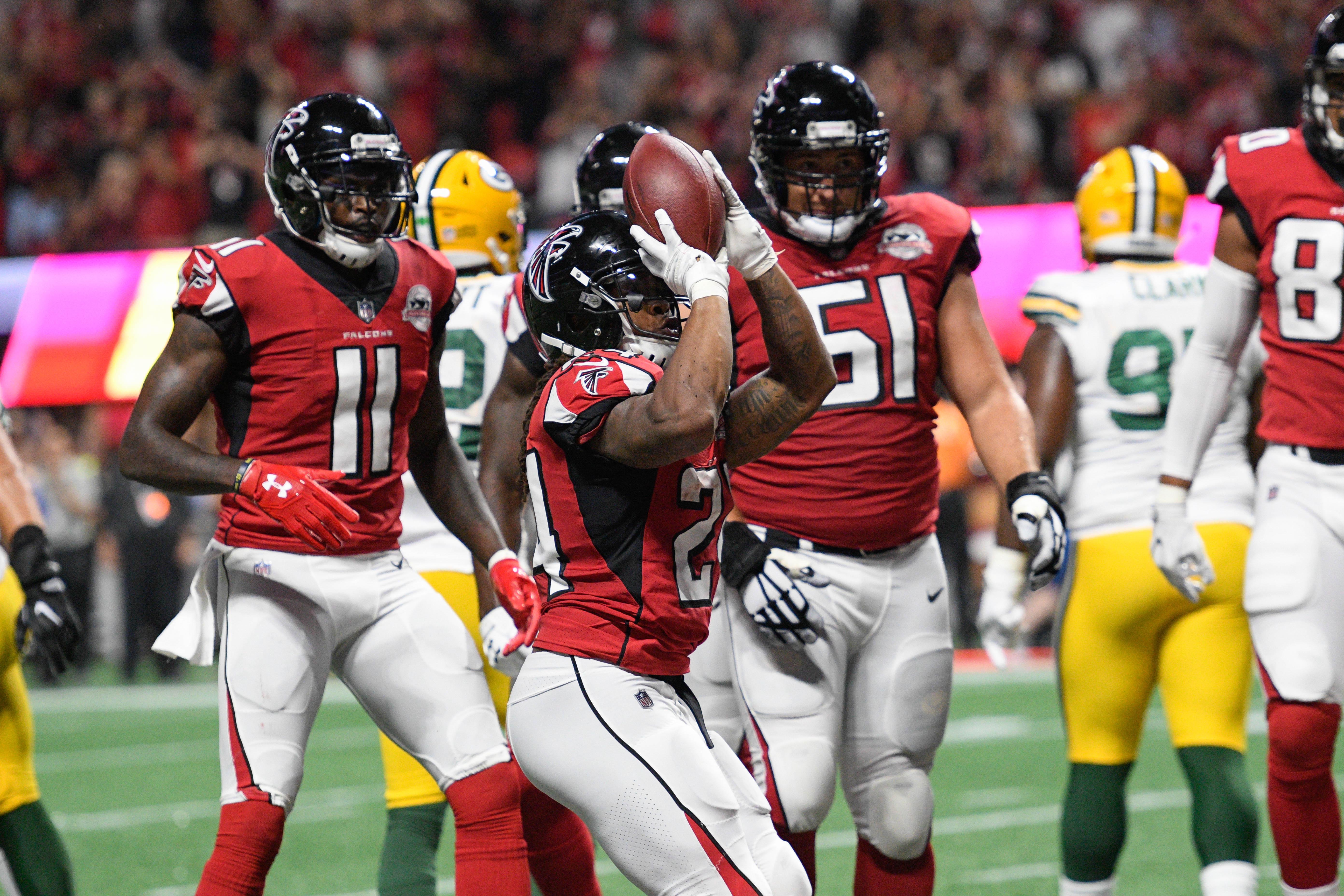 Falcons defeat Green Bay, 3423, on national TV