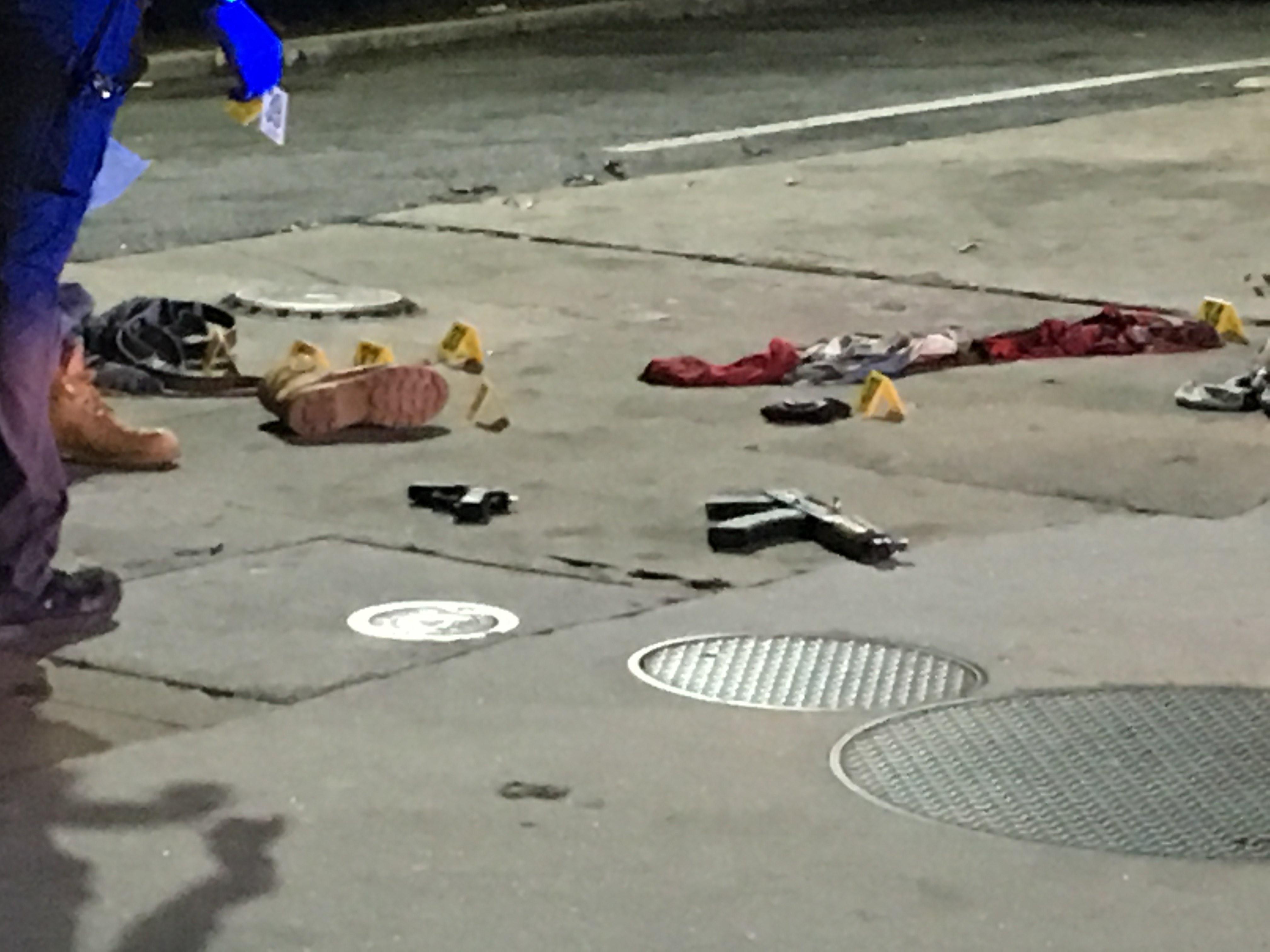 Good Samaritan pulls out AK47 to try to stop robbery