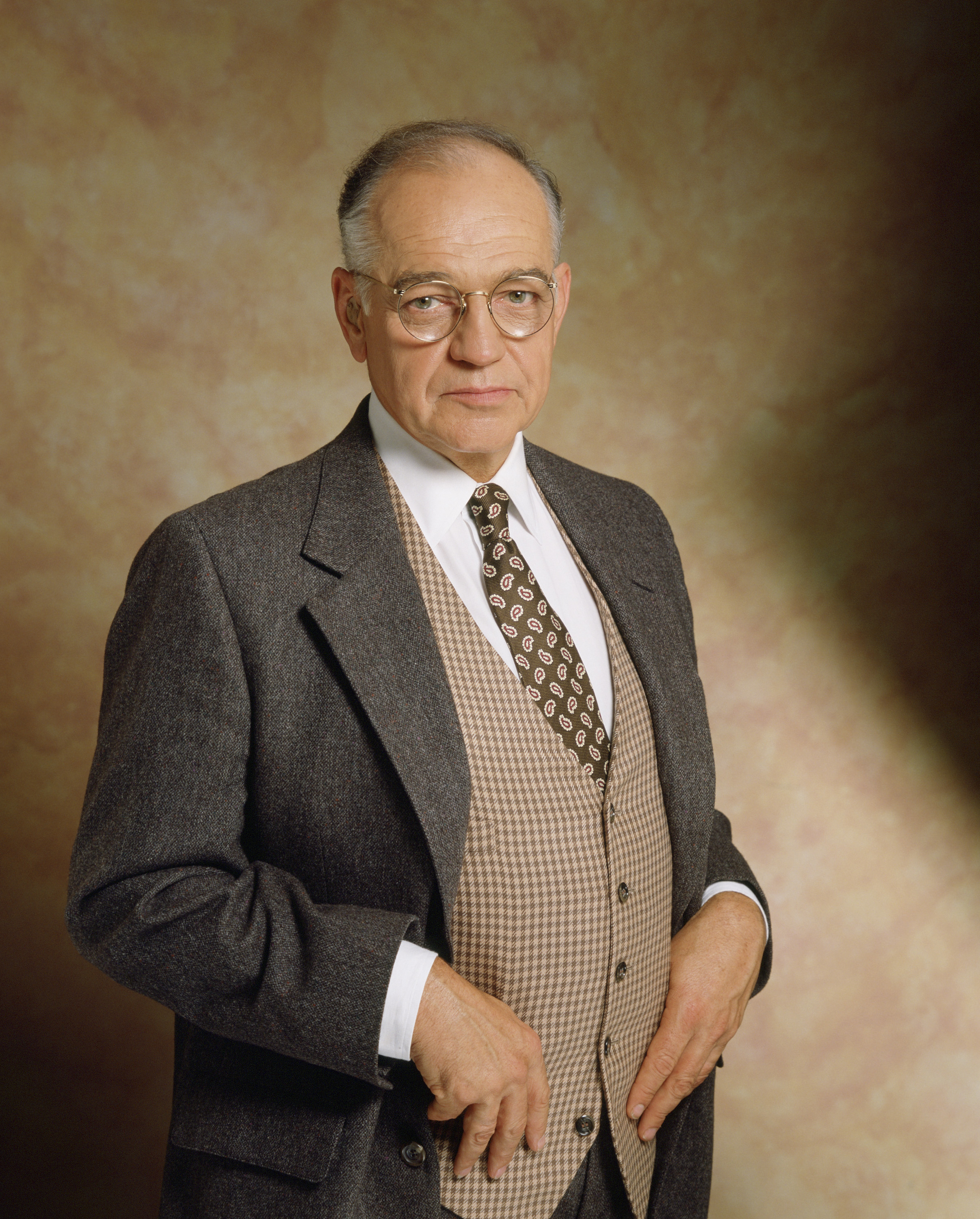 'L.A. Law' star Richard Dysart dies at 86 | 11alive.com