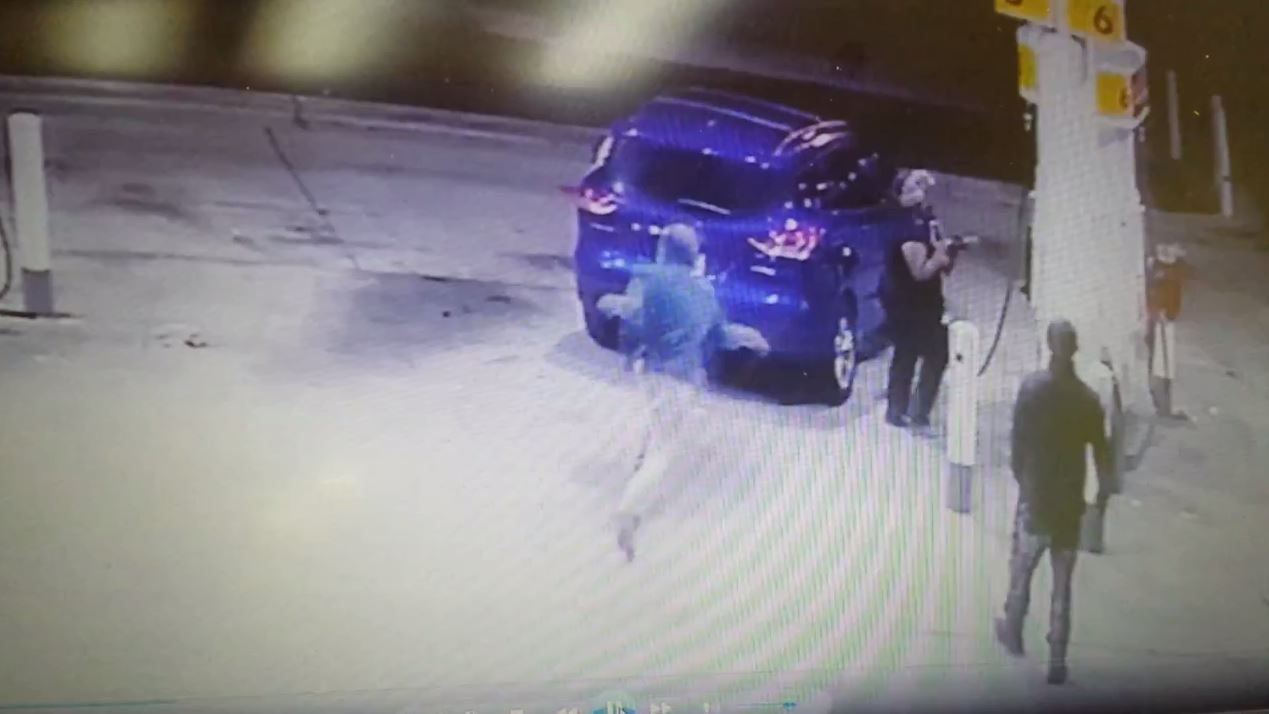 11alive.com | Woman choked, carjacked after teens asked for change ...