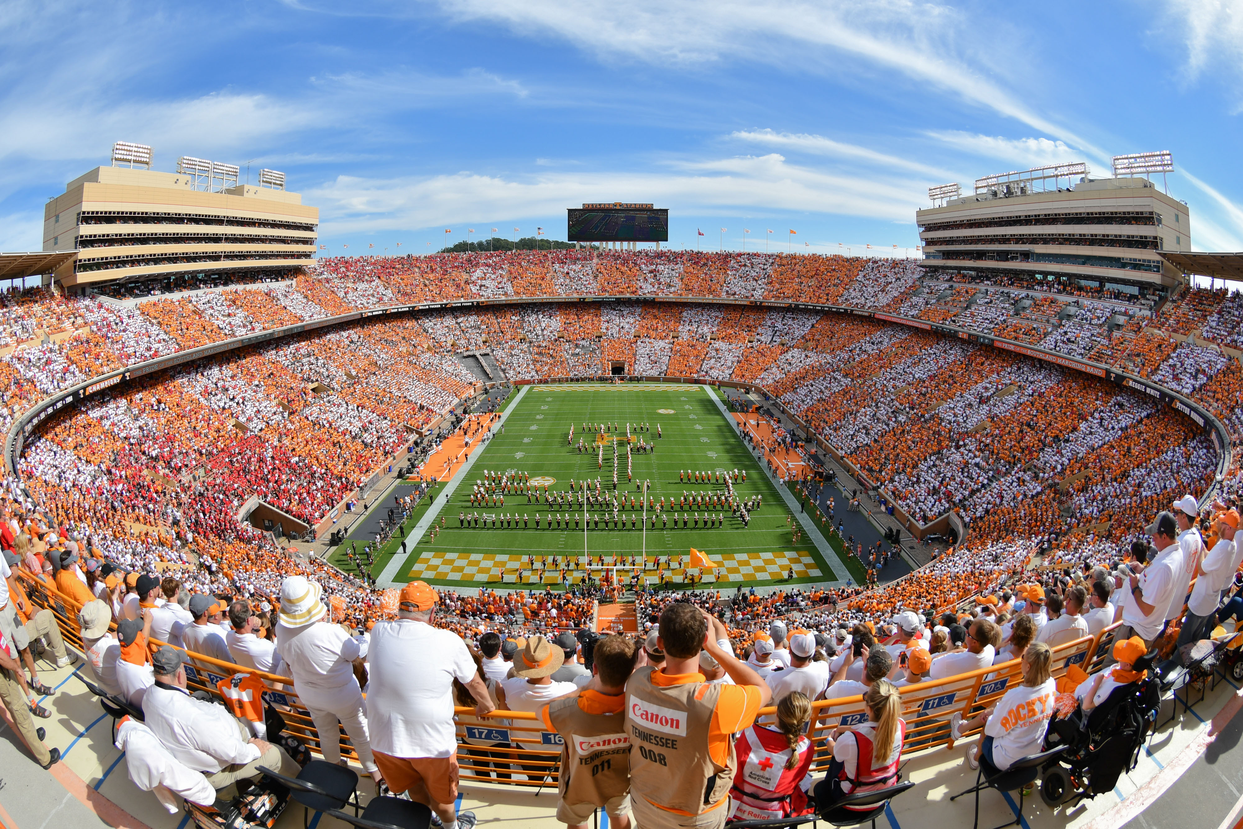 Vols brawl breaks out in stands as UGA dominates on field | 11alive.com